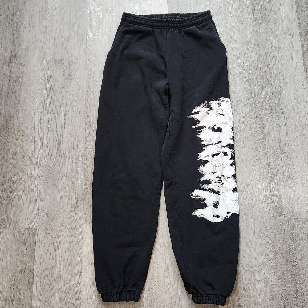 Revenge Bat Spell Out Gothic Sweatpants Men Small Black Washed Tapered Fleece